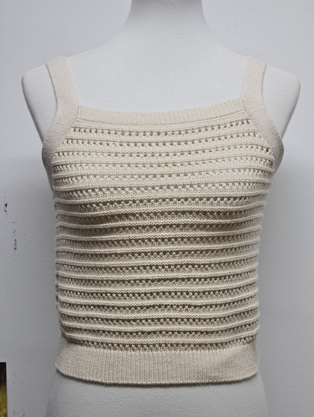 Universal Thread Sweater Tank Size Small Cream Boho Knit Top Crochet Y2K Coastal